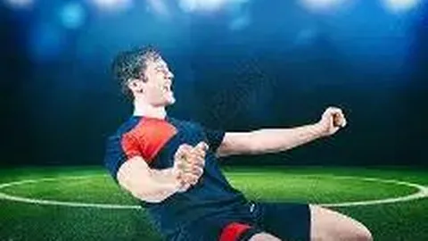 国米中场精准拦截，塔雷米射门被门将化解